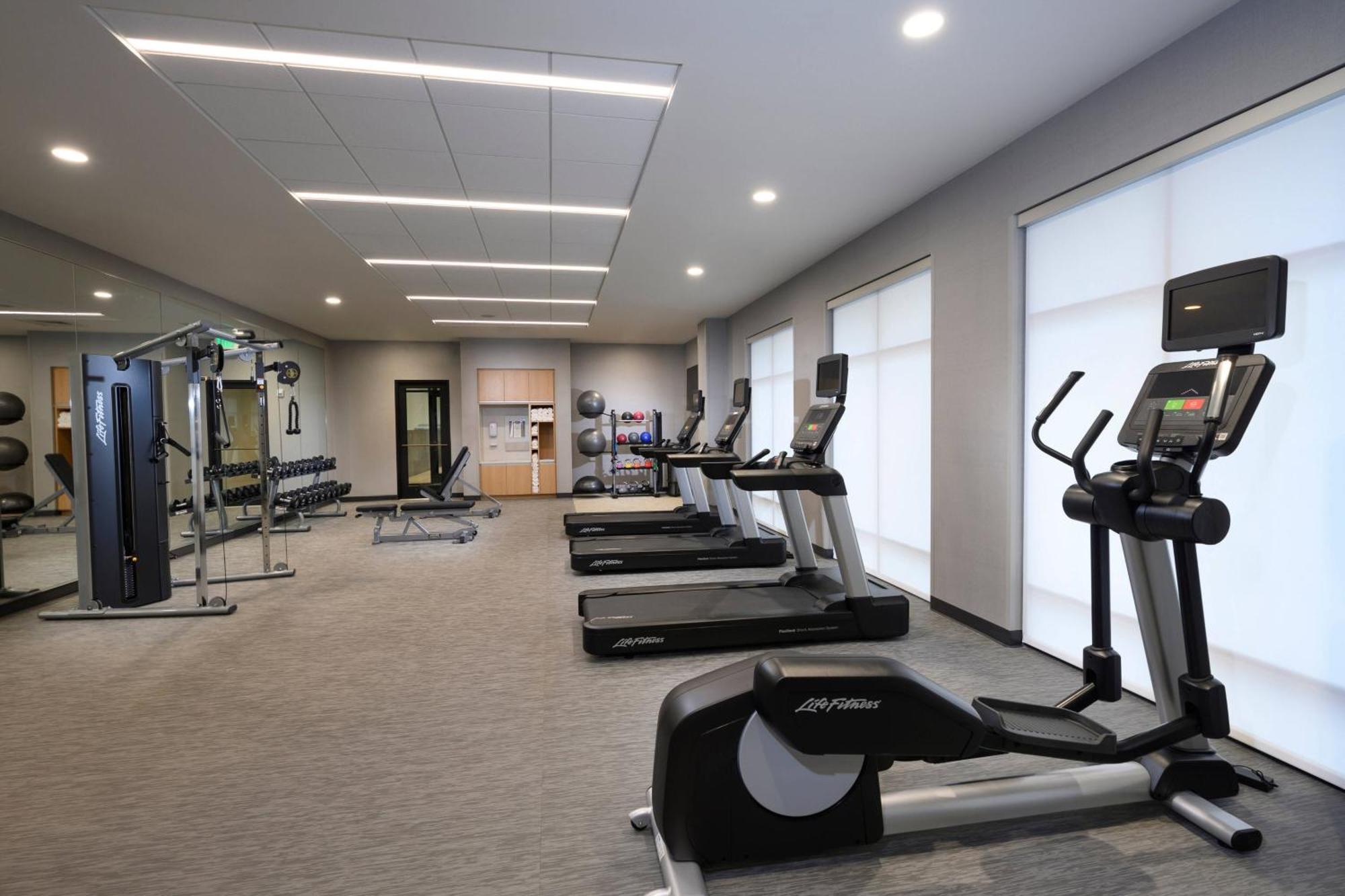 Courtyard By Marriott Charlotte Waverly Ballantyne Exterior foto
